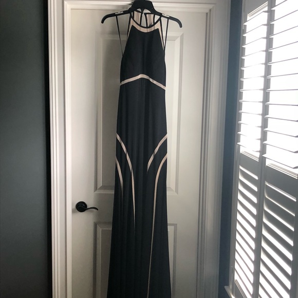 Stunning Xscape Black Long Dress w/neutral design - Picture 8 of 8
